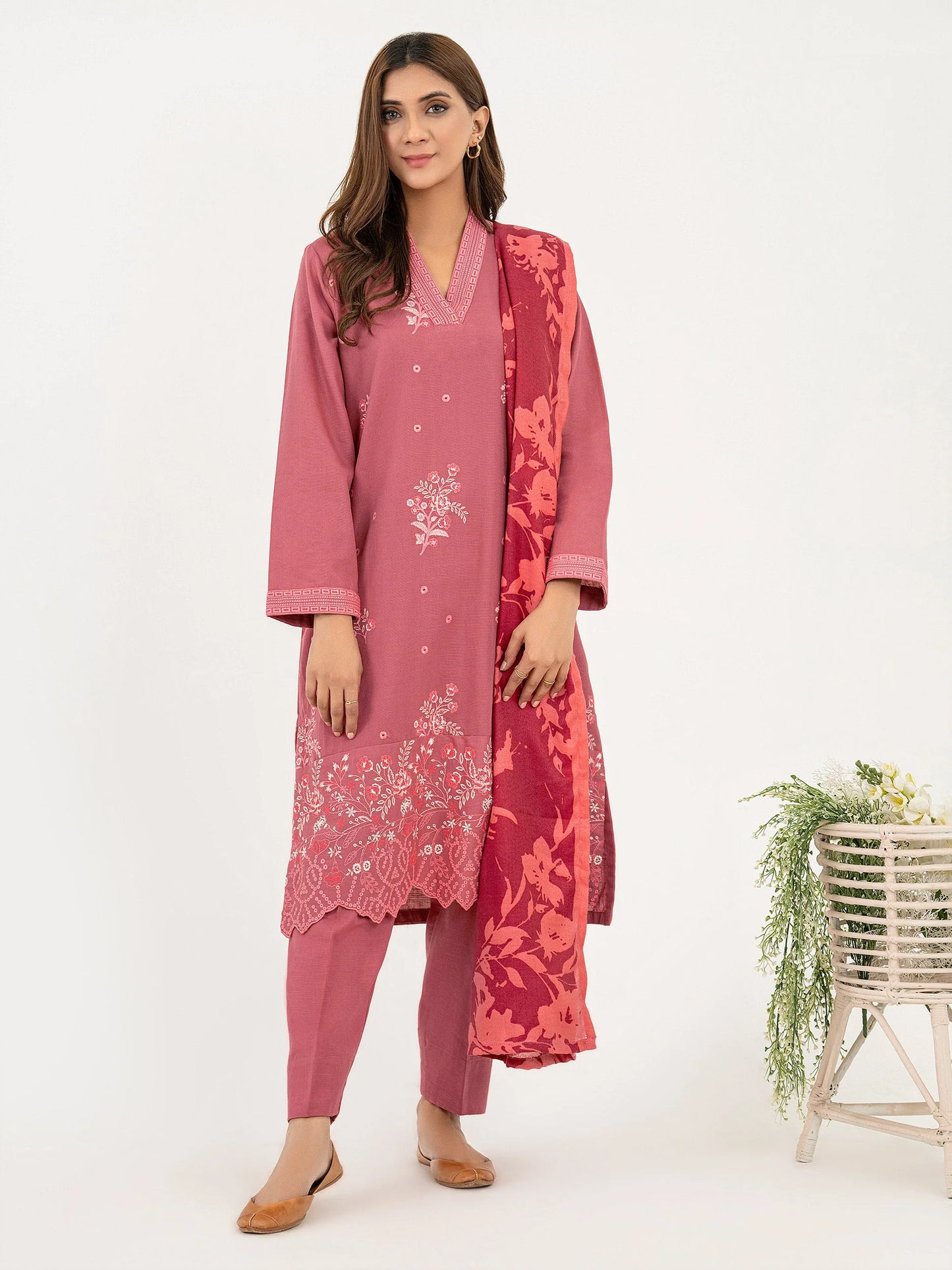 3pc Pink Khaddar Suit