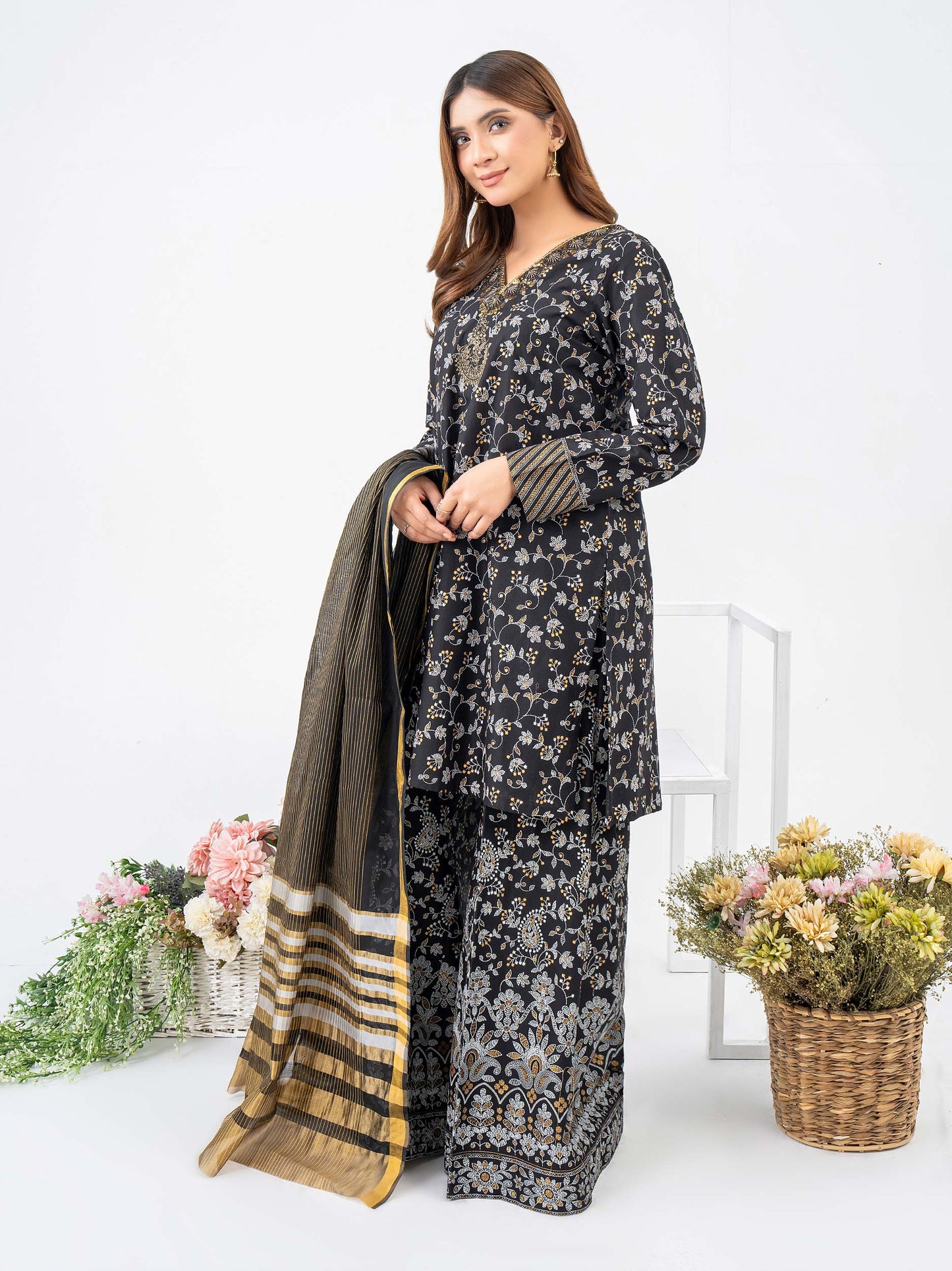 3pc Black Lawn Embroidered Suit