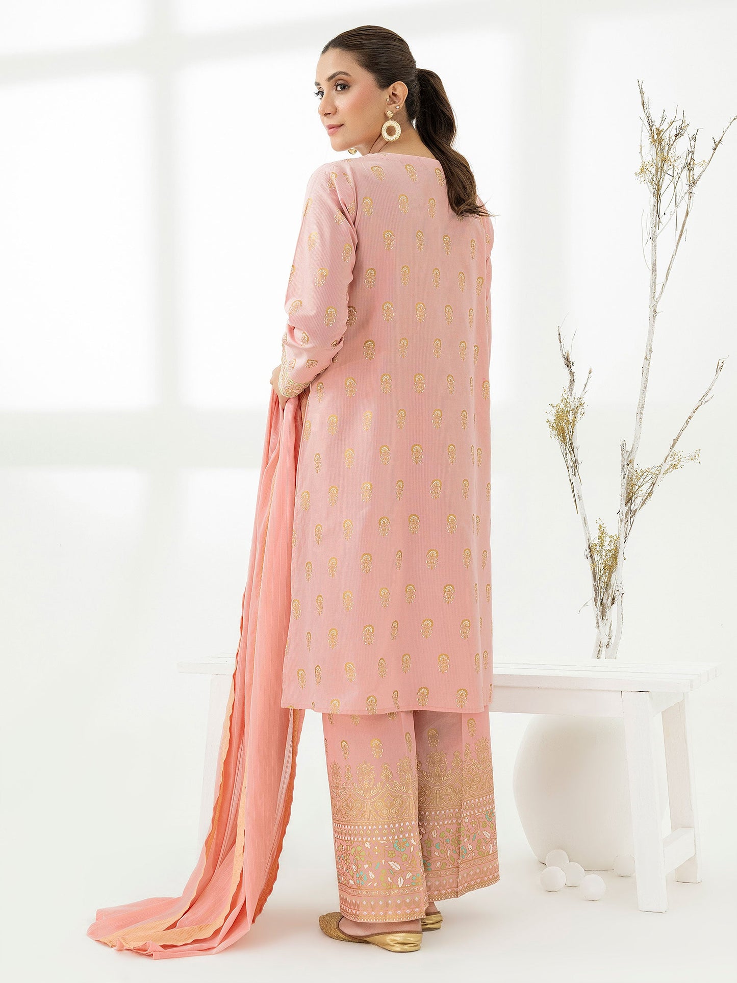 3pc Pink Embroidered Lawn Suit