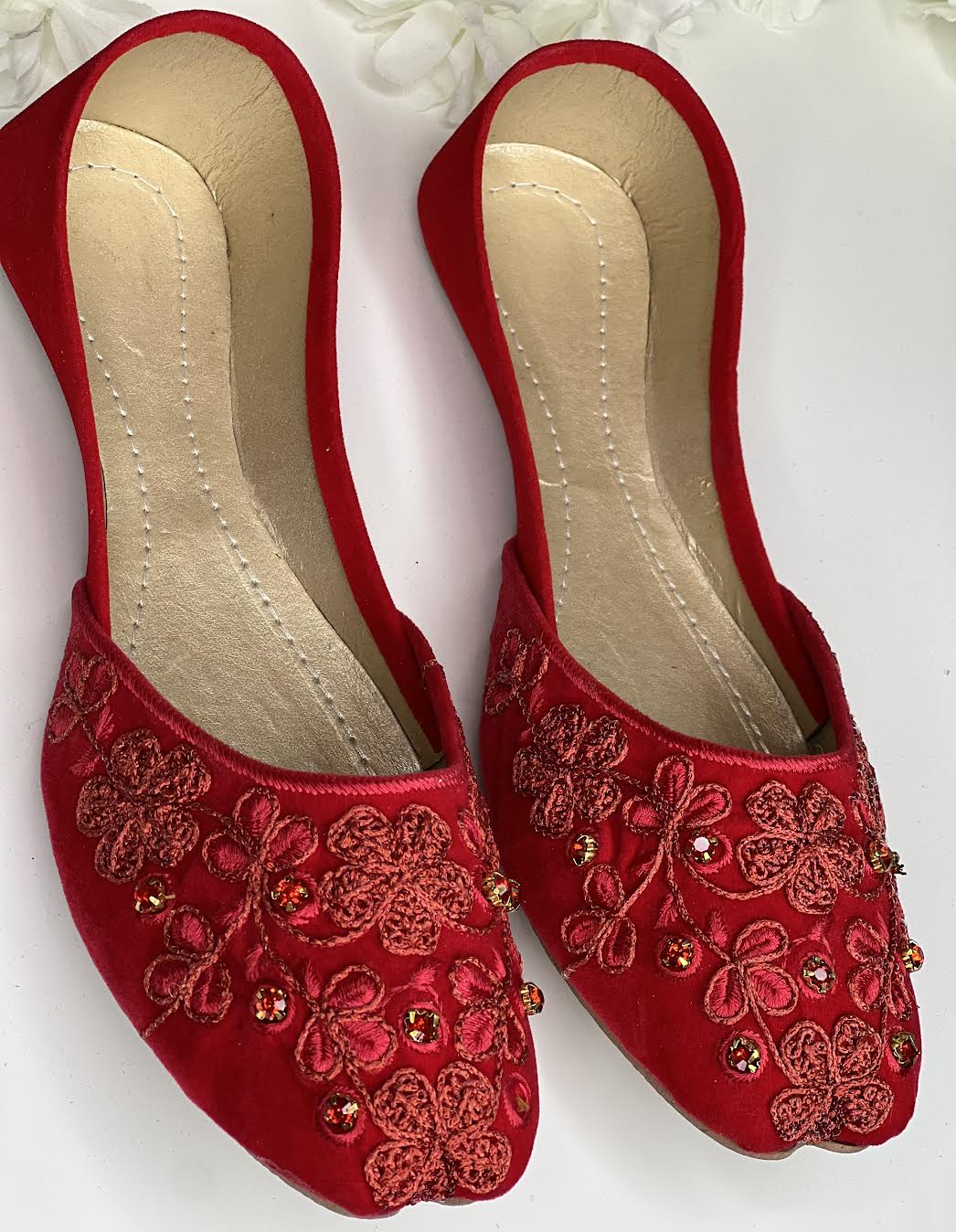 Red Floral Embroidered Khussa